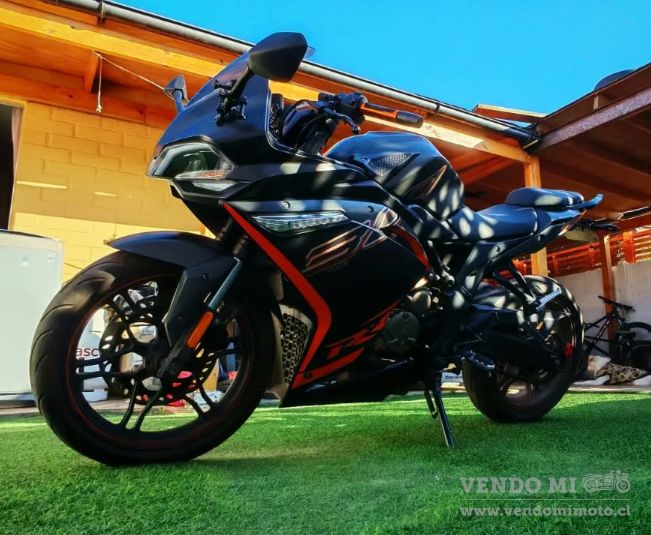 Fotografía de Voge Voge 300rr 2022