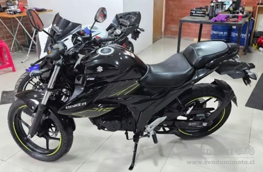 Fotografía de Suzuki Gixxer 150 Fi 2025
